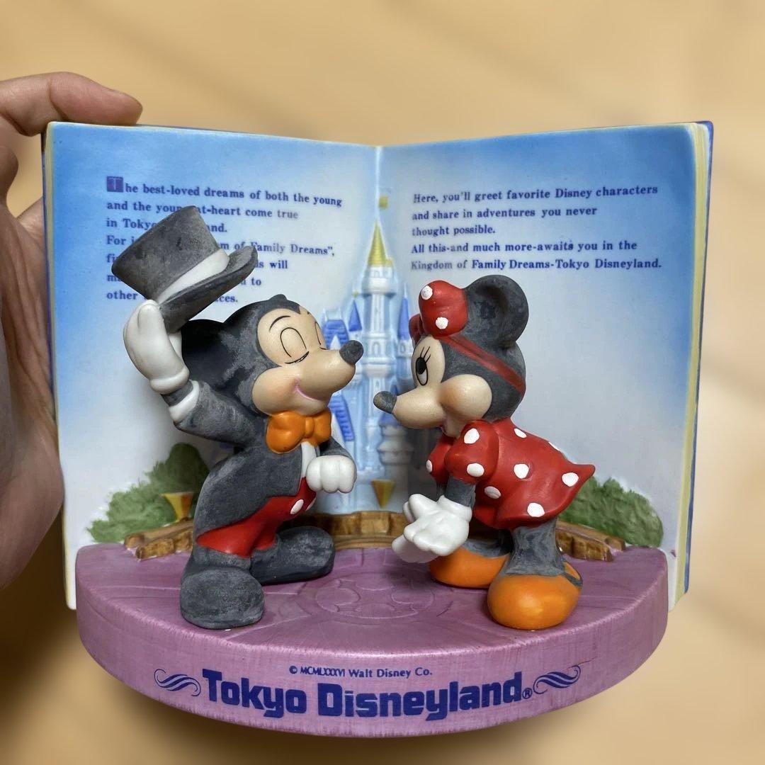 ディズニー　ミッキー＆ミニー　シンデレラ城　フィギュア・フィギュアリン・置物