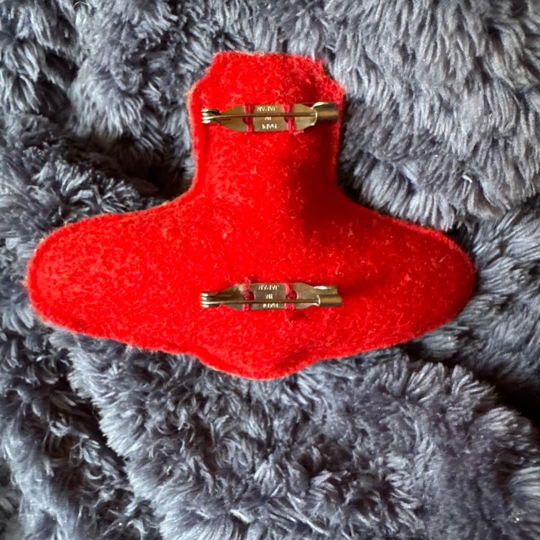 ヴィヴィアンウエストウッド入手困難刺繍ブローチ♡