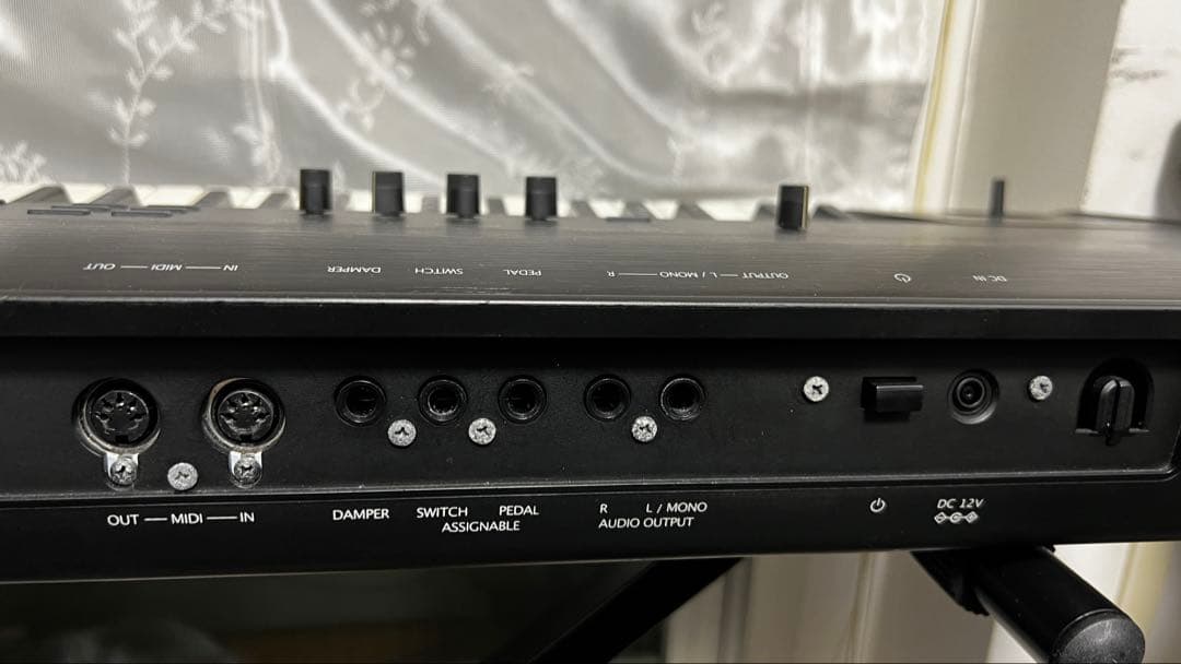 KORG KROME 73 シンセサイザー