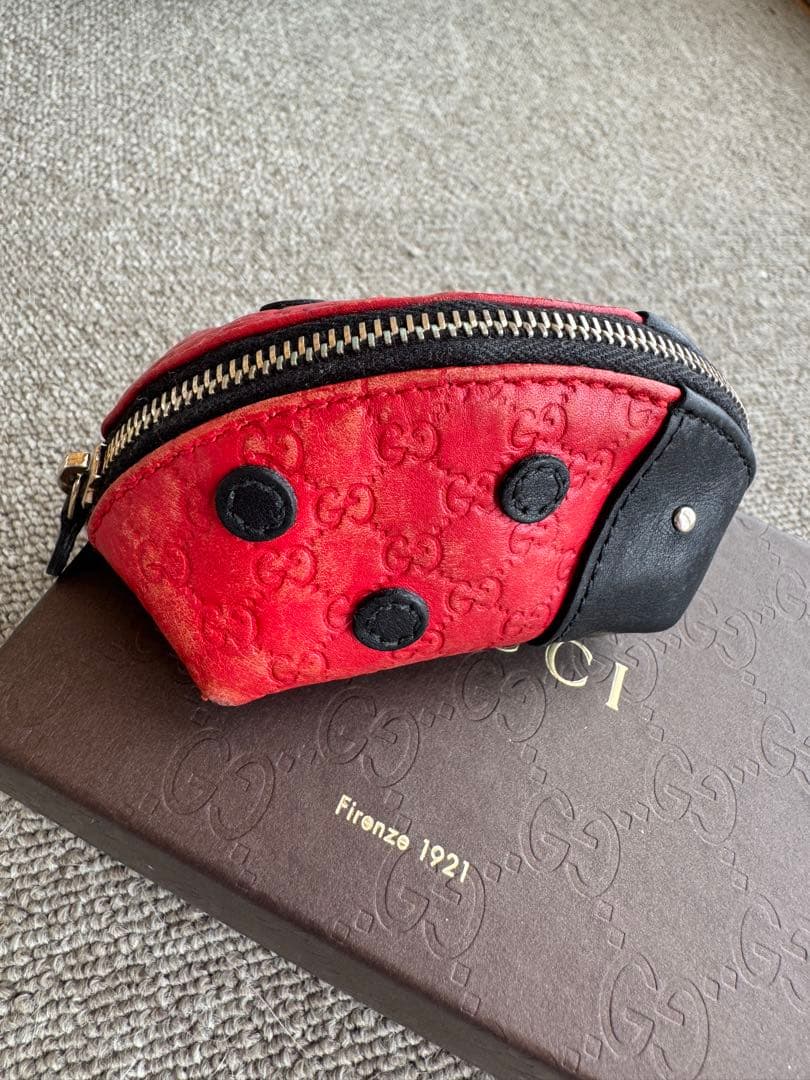 『希少』GUCCI ケース てんとう虫 入手困難