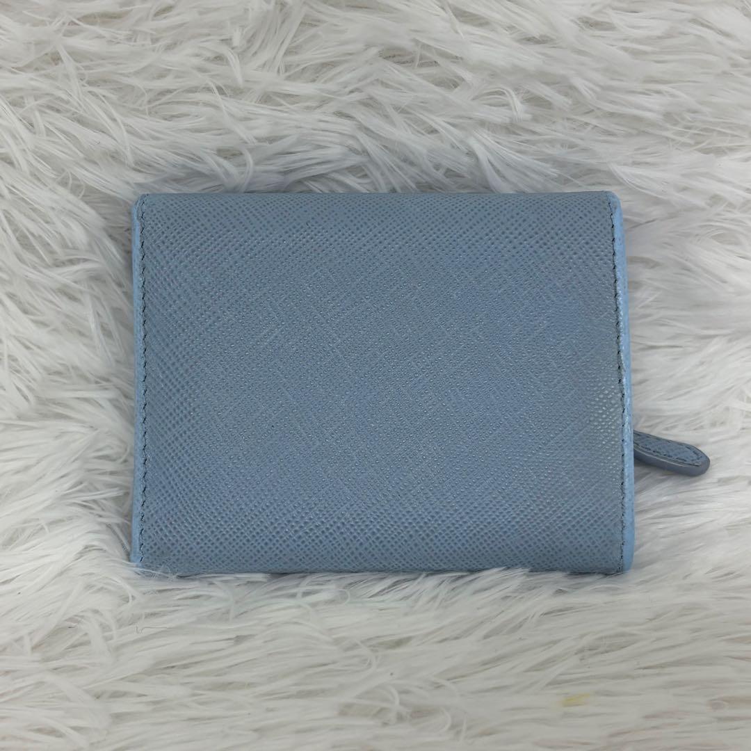 RFID搭載/美品✨プラダ 三つ折り財布 サフィアーノ 三角ロゴ レザー 水色
