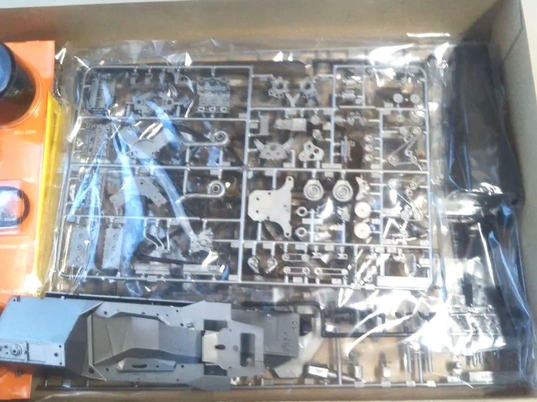 タミヤ 1/20 Renault RE20 TURBO 未組立