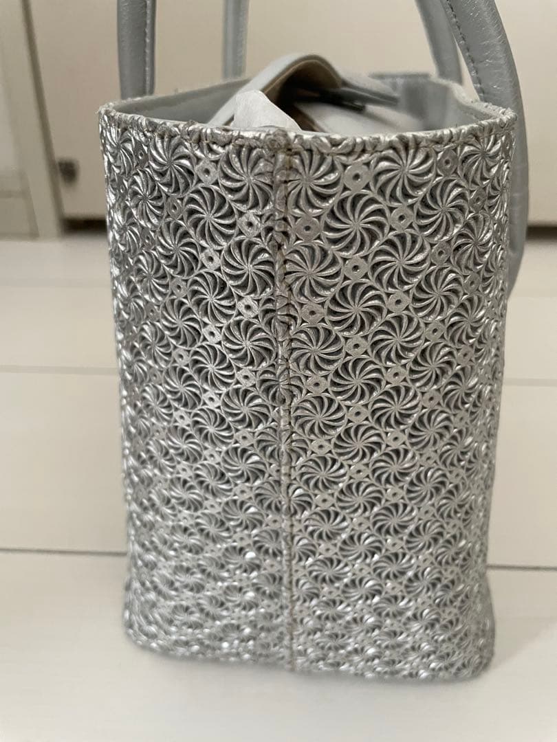 ヒロコハヤシ HIROKO HAYASHI ジラソーレ ミニバッグ