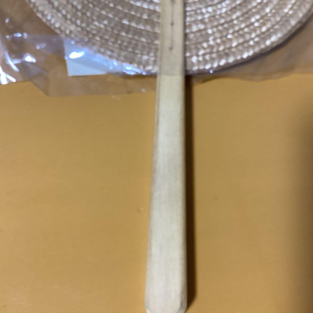 3068ハローキティイグサうちわちょうちょ