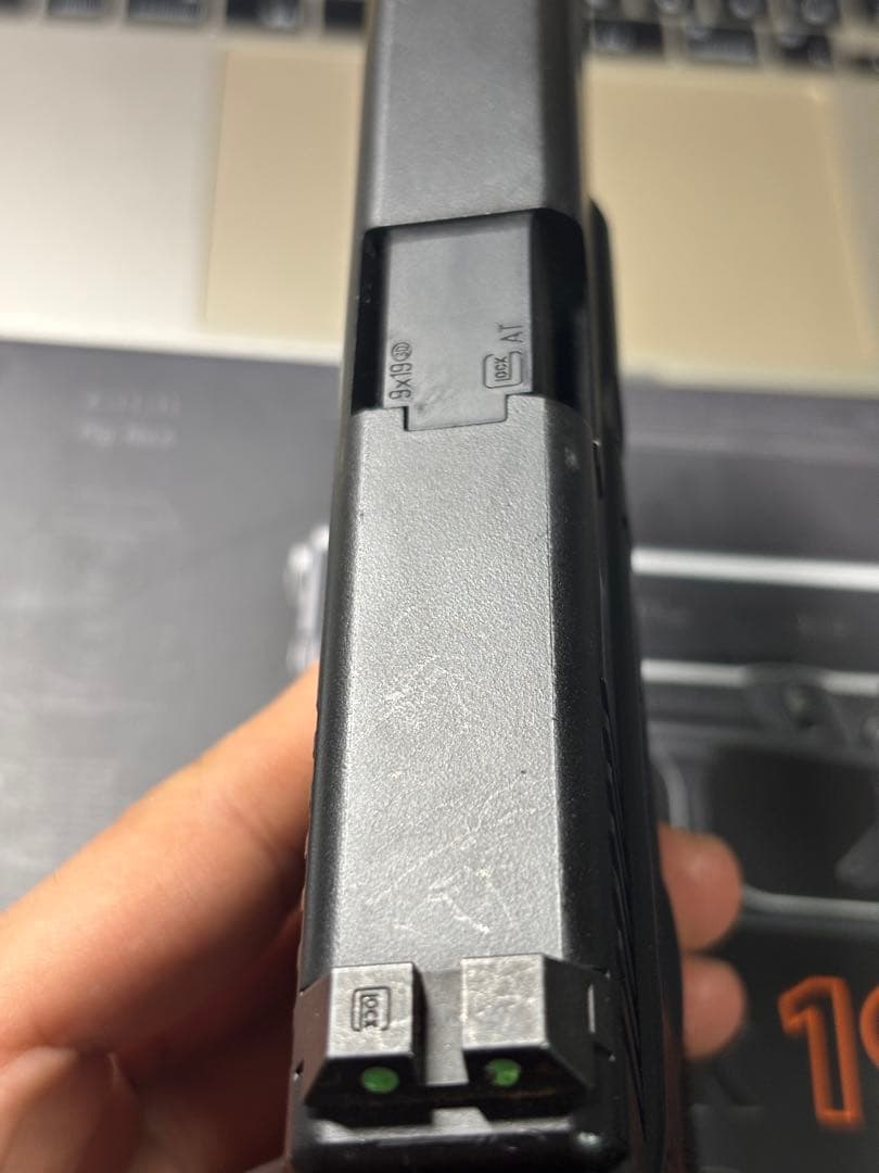 東京マルイ glock19 gen4 マガジン３つ付き