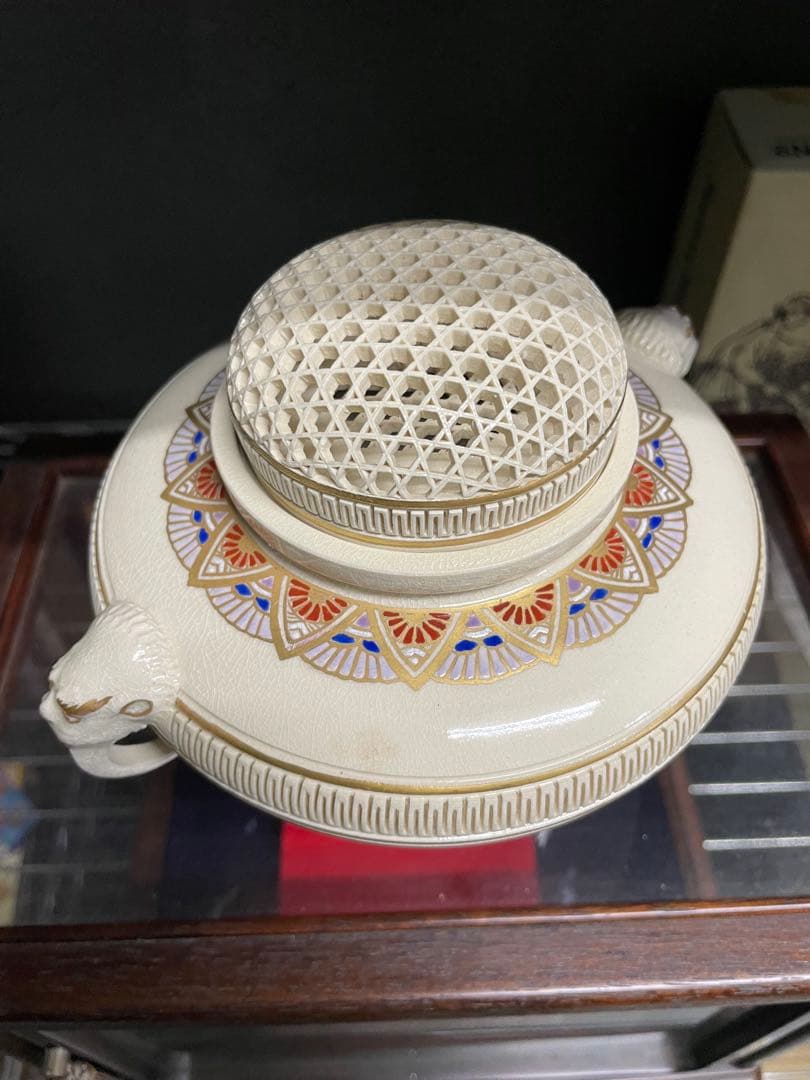 7*い様 薩摩焼　陶器香炉 ライオンの頭デザイン