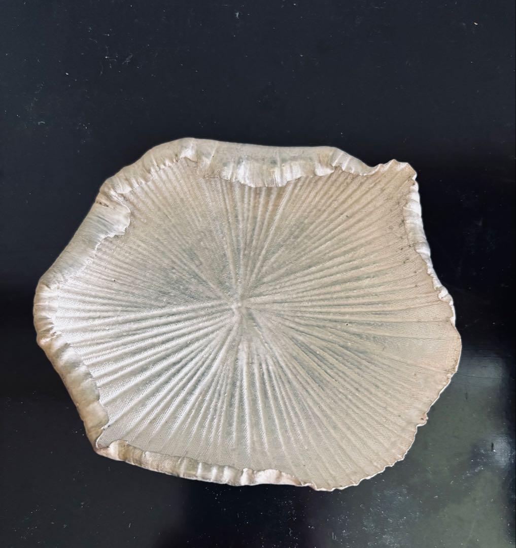 林みちよ　縁レース銀彩皿（No.10）　菓子皿　オブジェ　アート　茶道