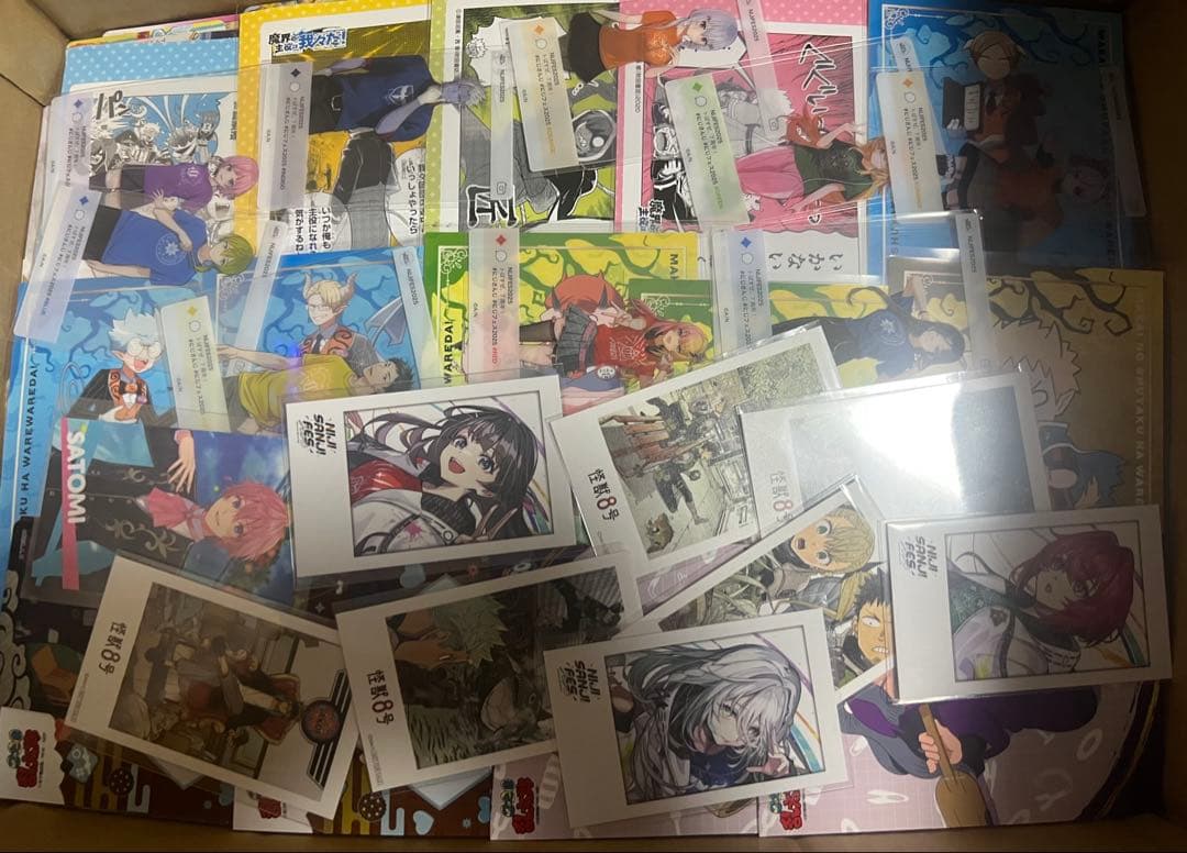 アニメ　キャラクター　紙雑貨　1900枚以上　大量まとめ売り