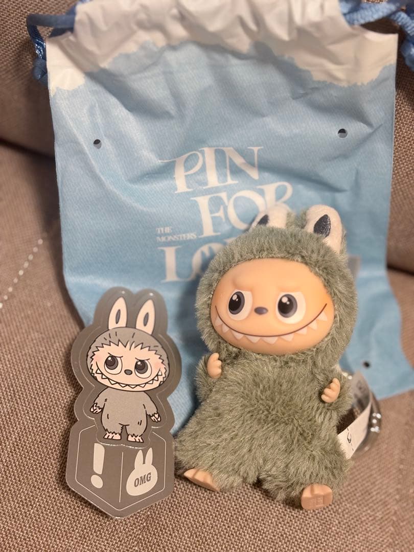 ★シークレット★正規品 ラブブ PIN FOR LOVE イニシャル　【！】