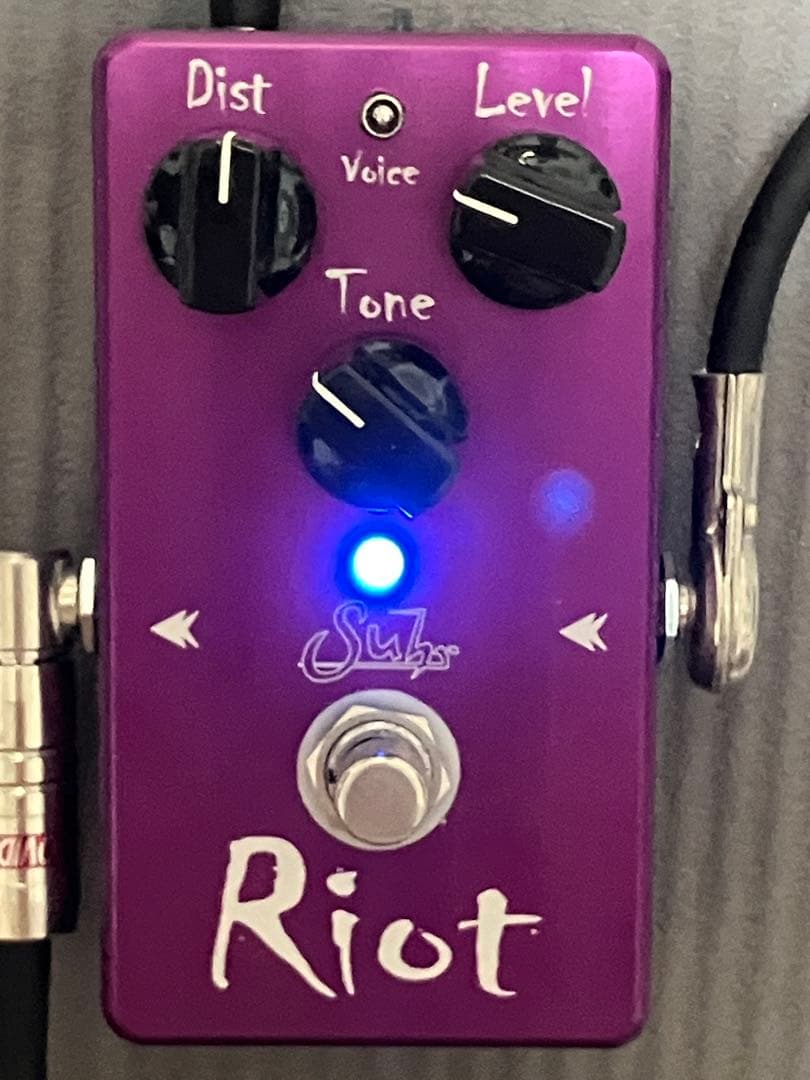 【美品】Suhr Riot ギターエフェクター　ディストーション
