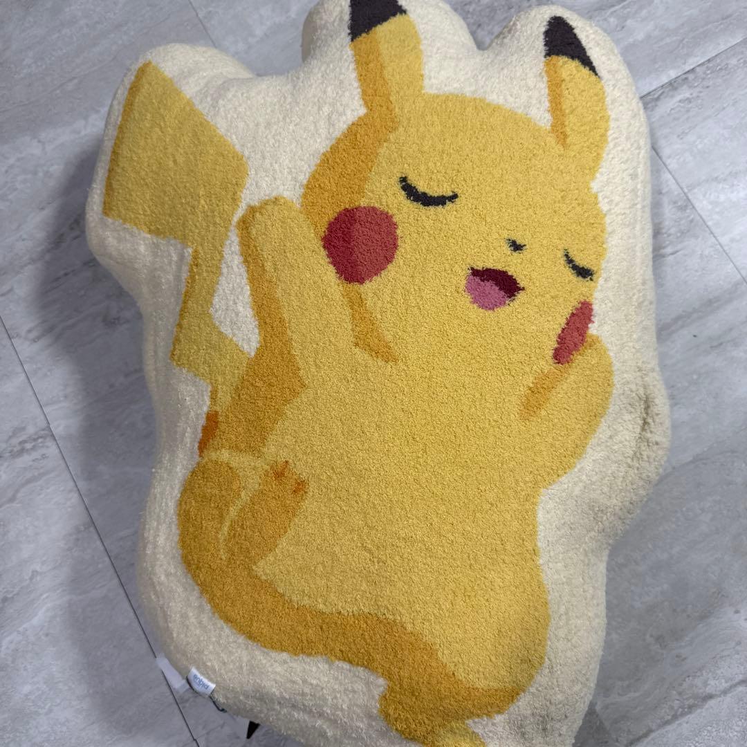 新品 ジェラートピケ ピカチュウ クッション ポケモン
