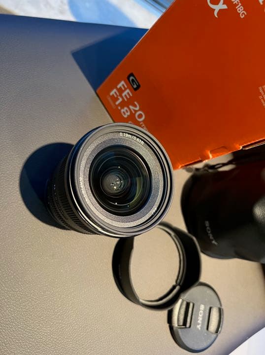 超美品 SONY FE 20mm F1.8 G SEL20F18G