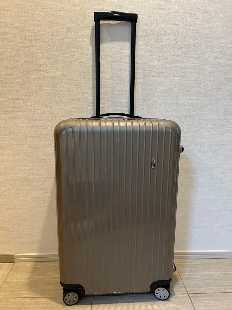 リモワ サルサ 約82L 4輪 キャリーケース TSA シャンパンゴールド