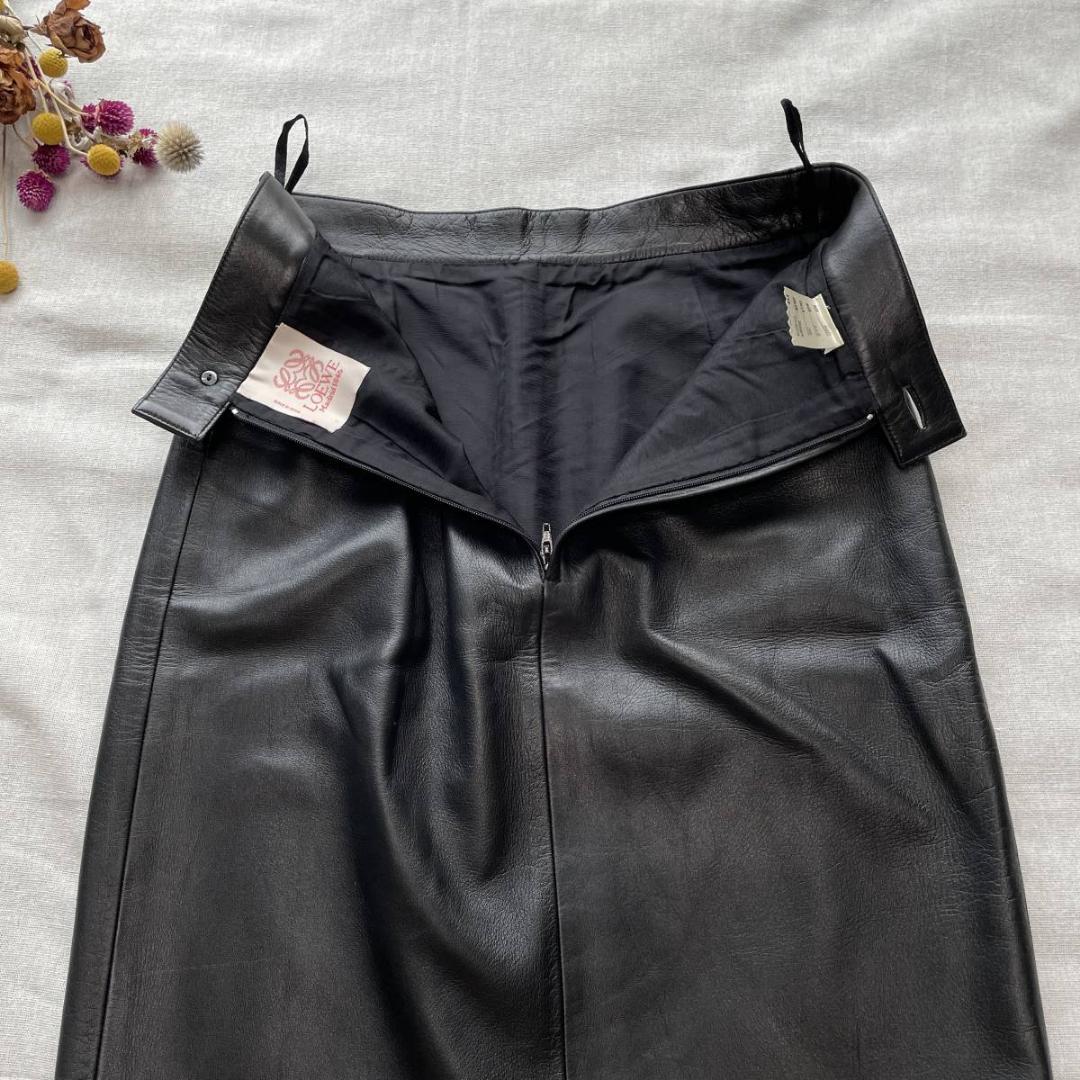 美品　ロエベ　ラムレザースカート　Aラインシルエット　36　S　羊革 ひざ丈