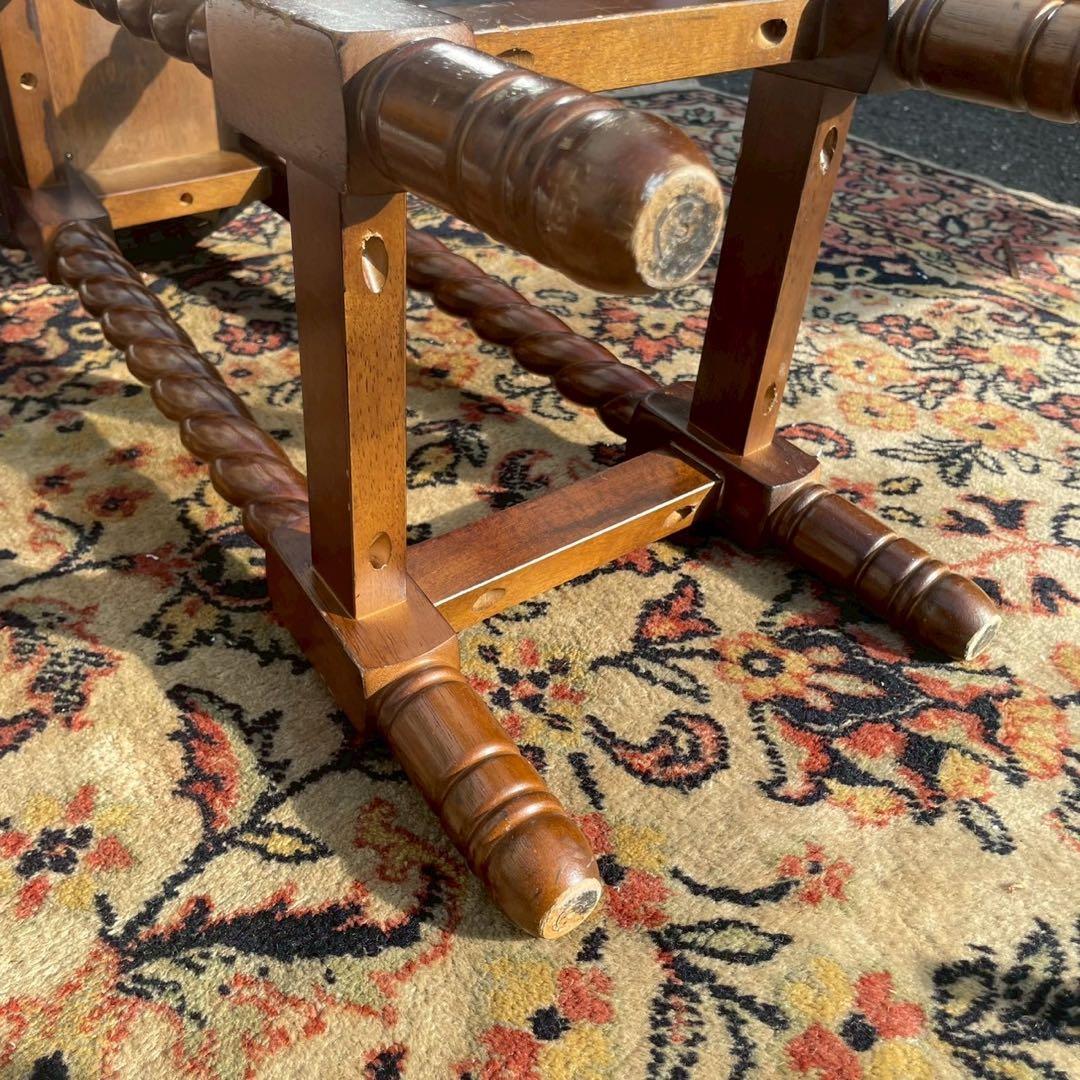 バースツール　回転式　木製　レトロ　黒　イタリア製　ツイストレッグ