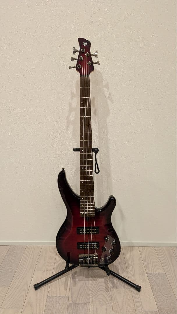 美品　YAMAHA　TRBX605FM　5弦　エレキベース　アクティブベース