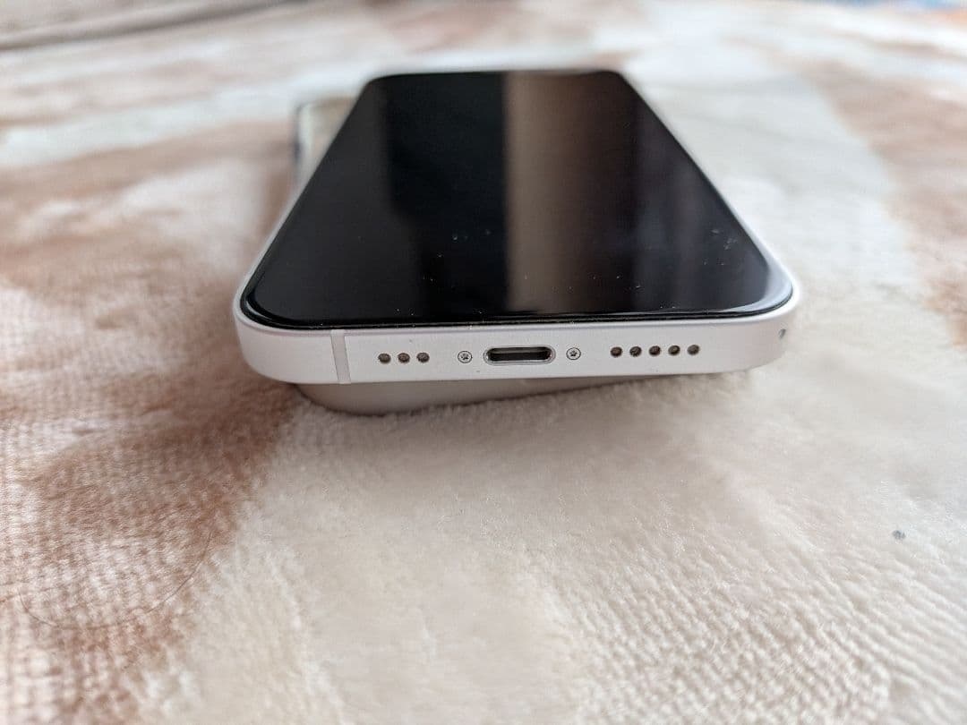 Apple iPhone 12 ホワイト 本体