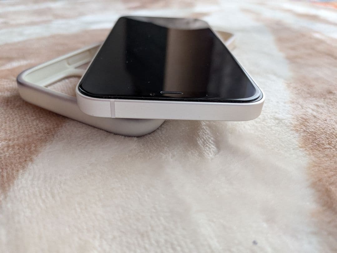 Apple iPhone 12 ホワイト 本体