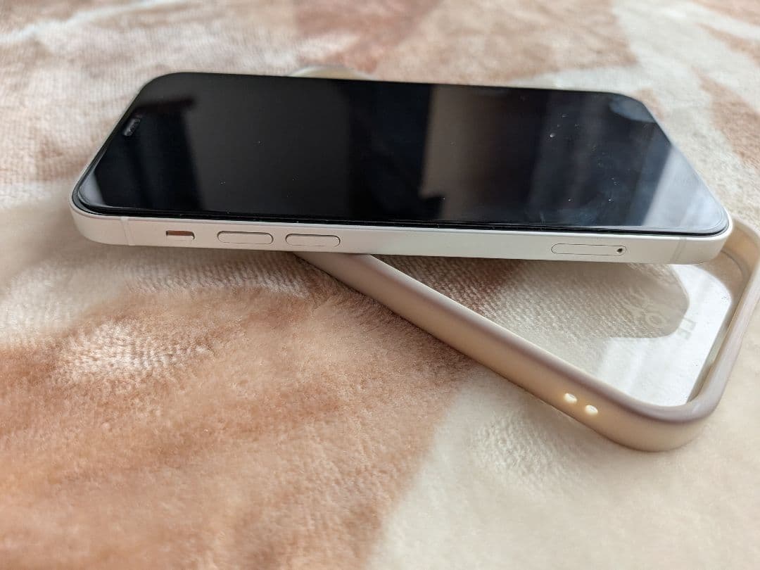 Apple iPhone 12 ホワイト 本体