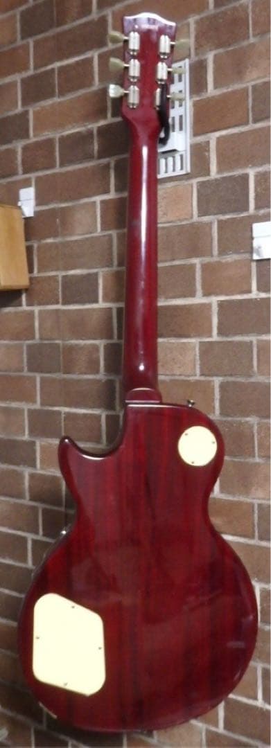 k*9様 カッコ良い！　Bacchus Liveroad レスポールタイプ