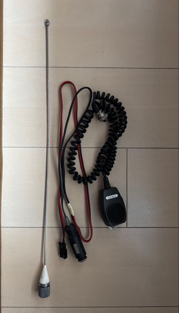 TRIO TR-7500 FMトランシーバー