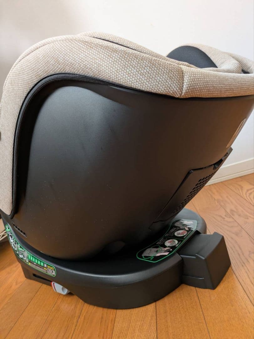 西松屋 ターンレジェネクストST-BE ISOFIXチャイルドシート