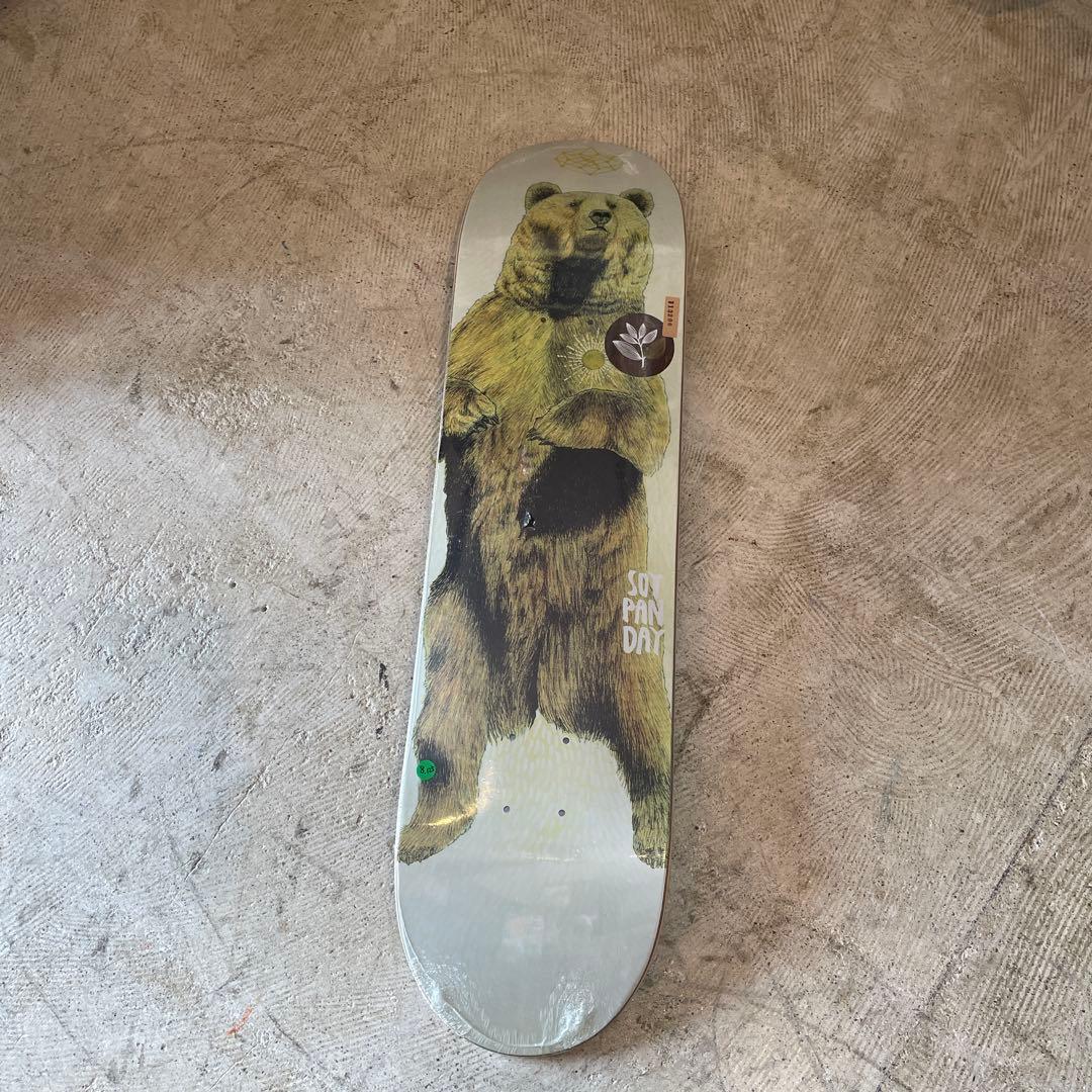 スケートボード MAGENTA SKATEBOARD