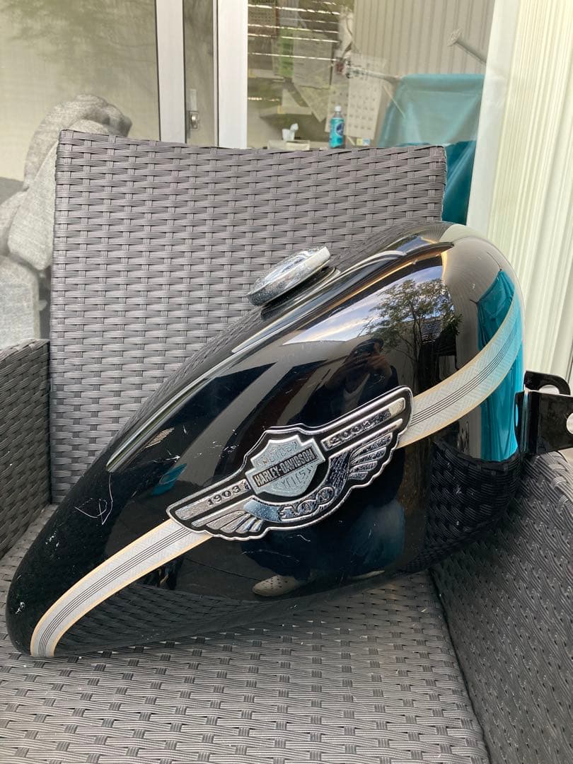 スポーツスター　XL1200S　03’ 100周年エンブレム付き　純正タンク