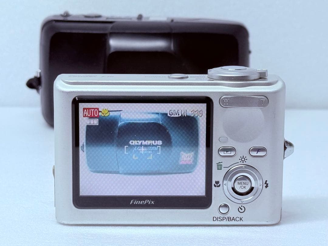 FUJIFILM finepix F10 コンパクトデジカメ 動作確認済