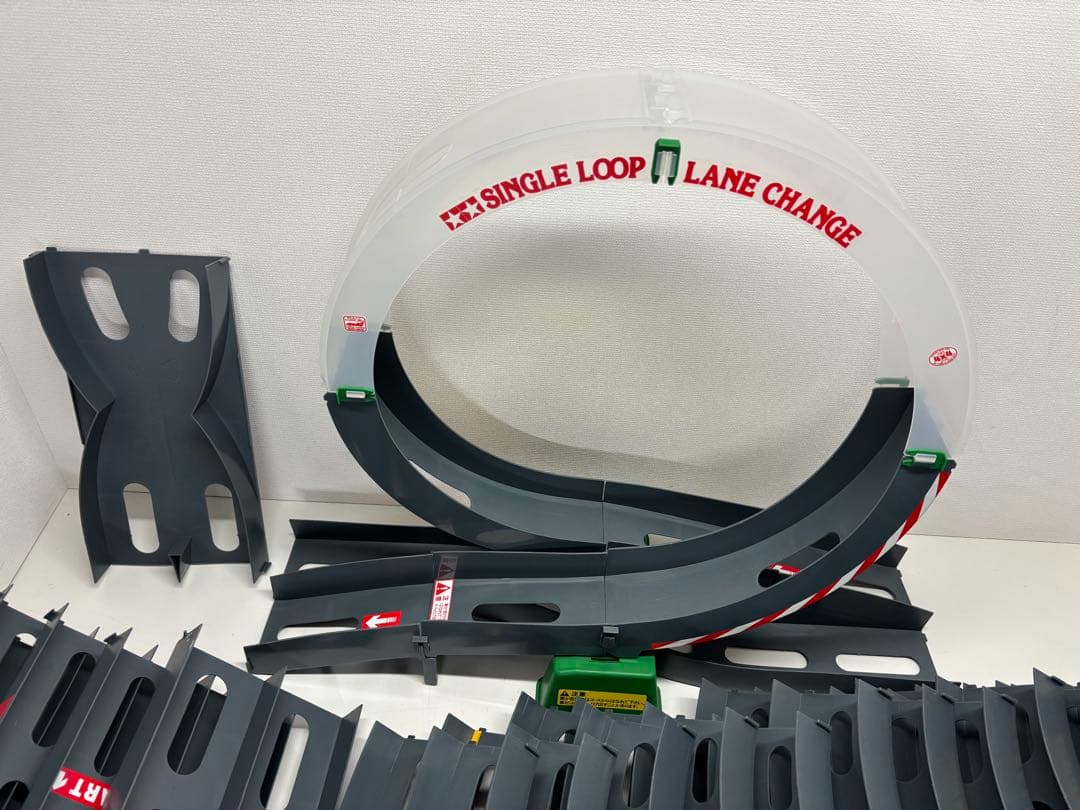 タミヤ ミニ四駆 増量 オーバルホームサーキット シングルループ レーンチェンジ