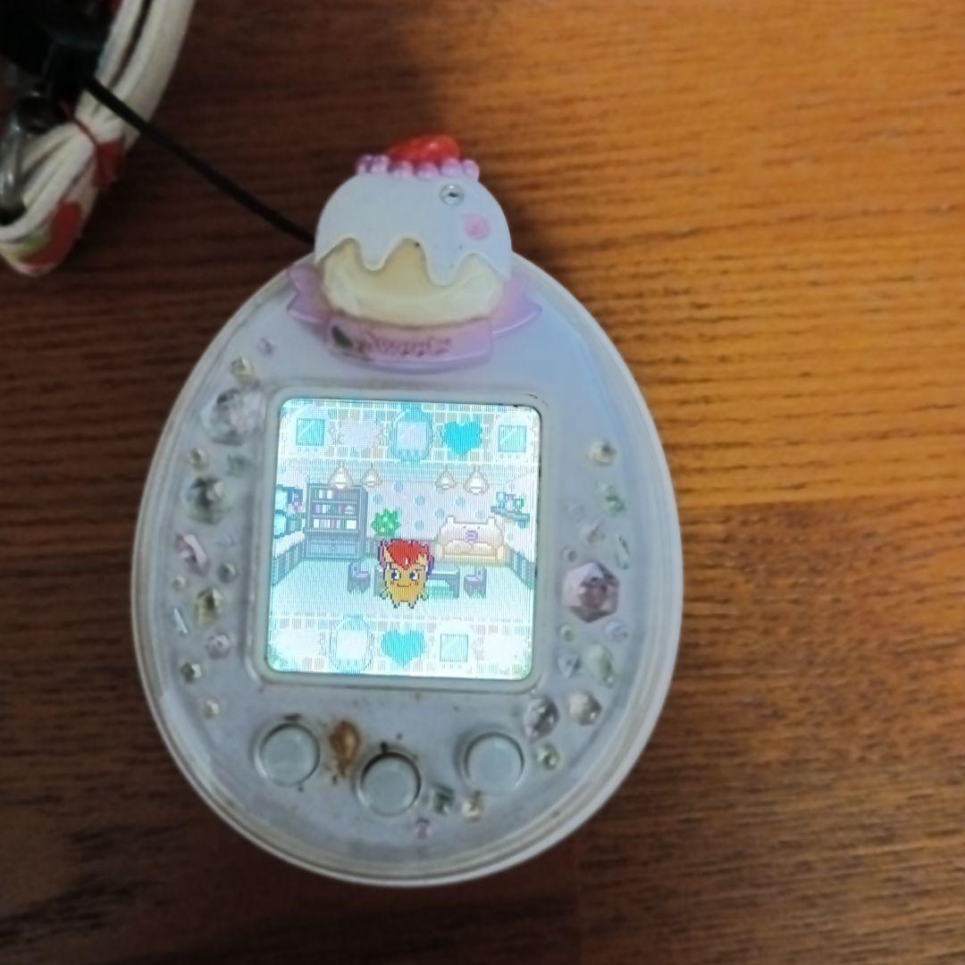 たまごっちピース(白)　ピアス