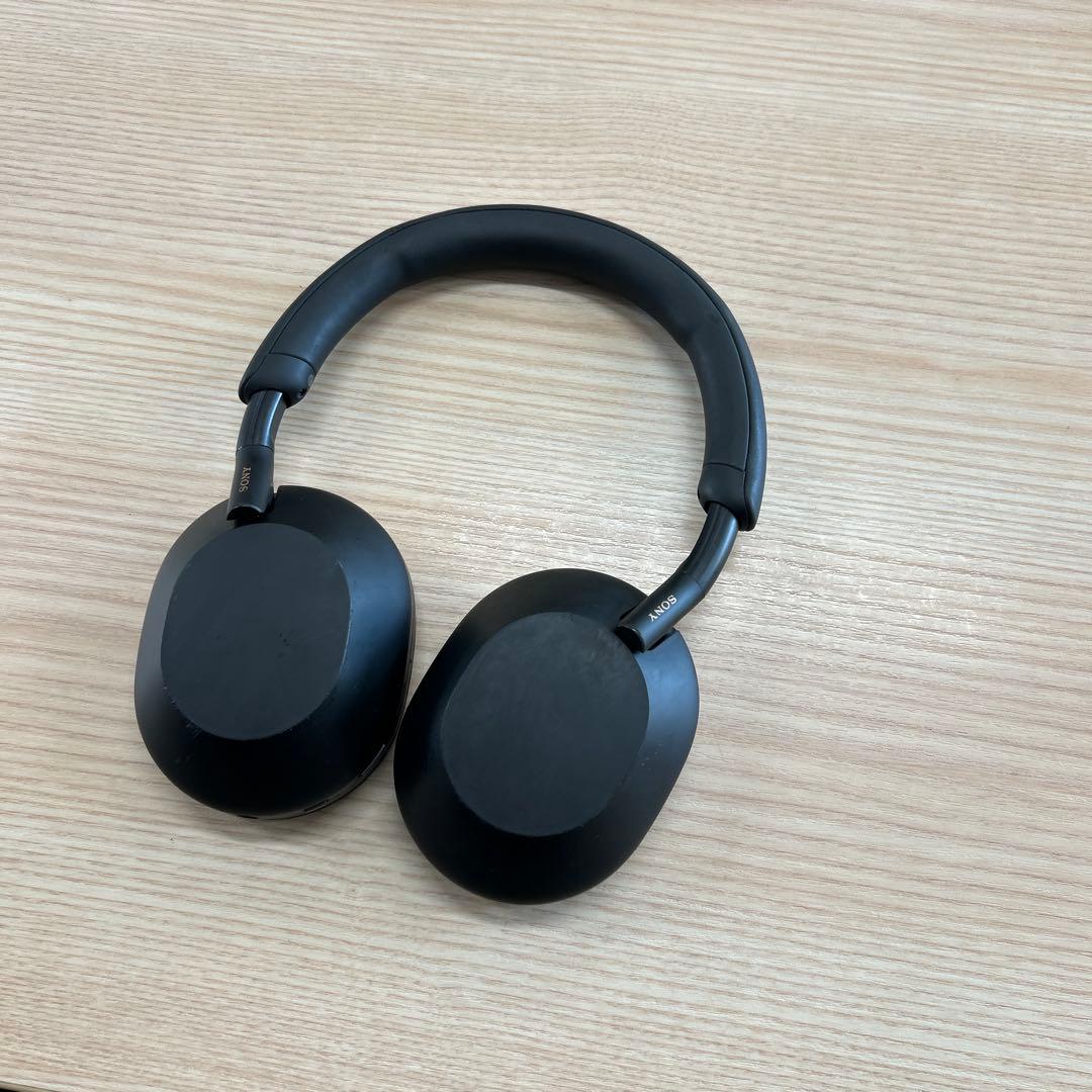 哀蘭　　　　SONY WH-1000XM4 ブラック ワイヤレスヘッドホン