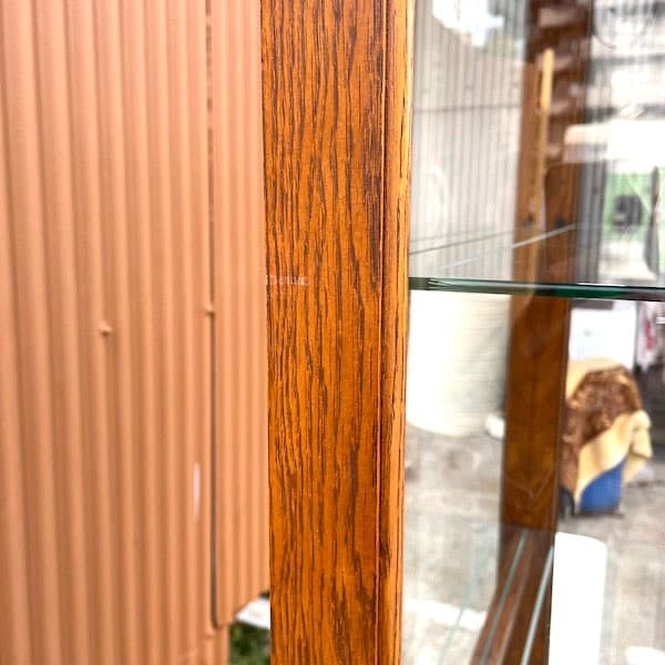 関西限定　送料別　アメリカ製　飾り棚　キュリオケース　ショーケース