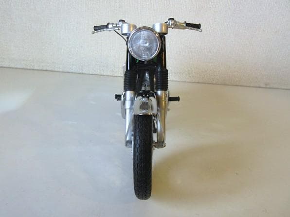 特価 MINICHAMPS 1/12 ノートン コマンド 750Fastback