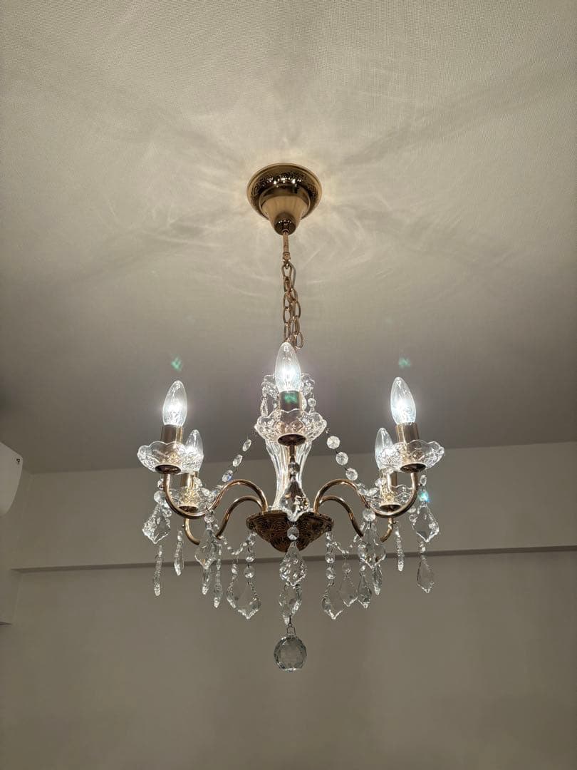 Gアントイン シャンデリア 6灯 ゴールド