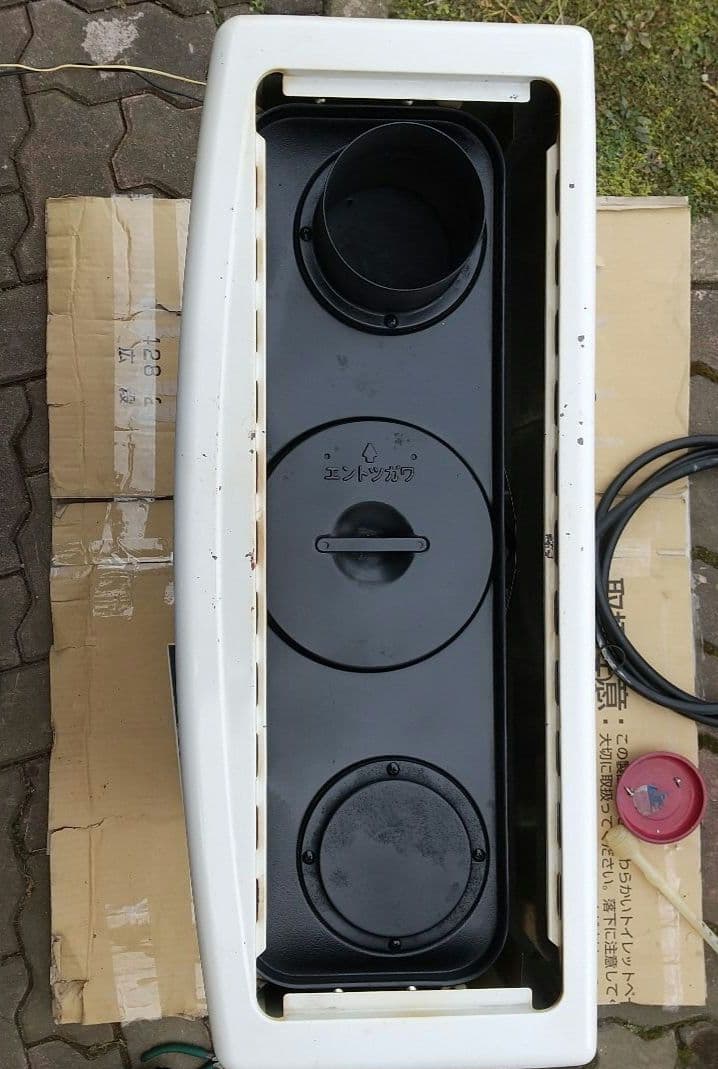 煙突式石油ストーブ