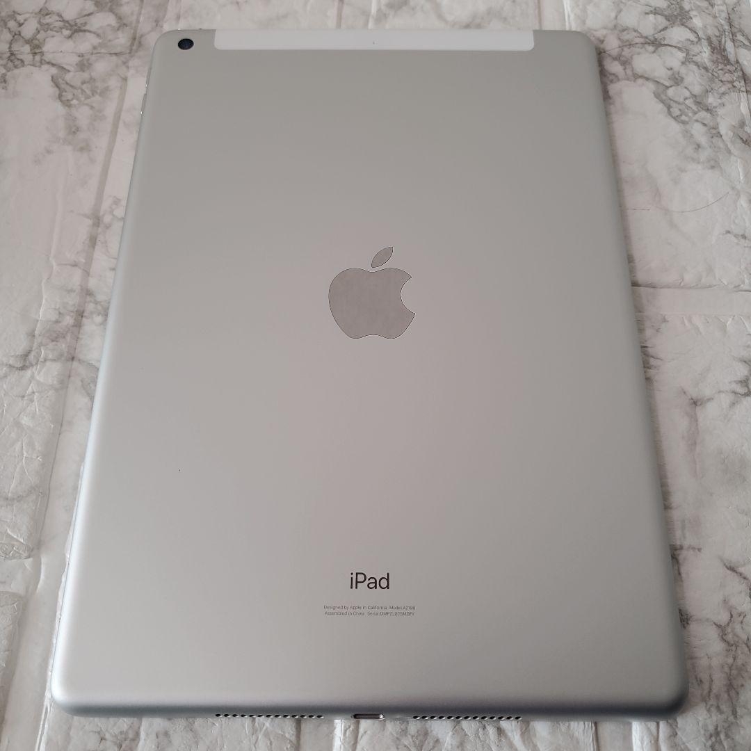 258 iPad 7世代 128GB SIMフリー シルバー