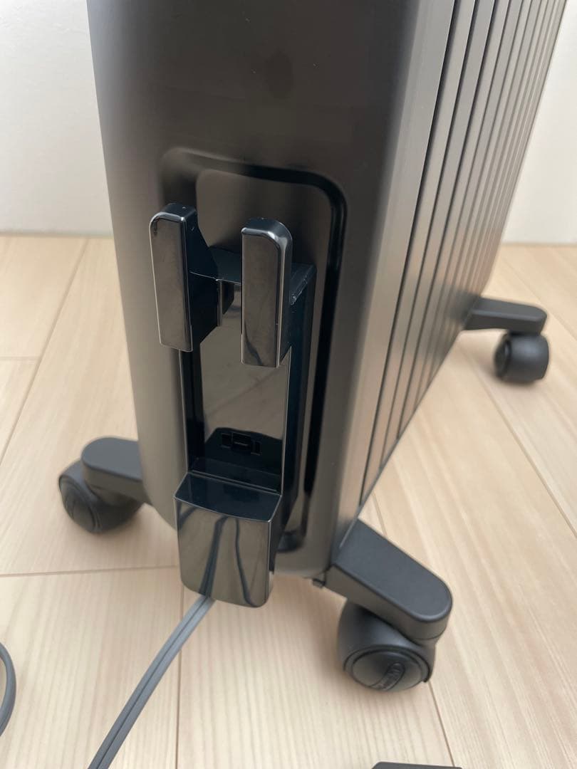 デロンギ マルチダイナミックヒーター 10〜13畳　MDHS15-PB