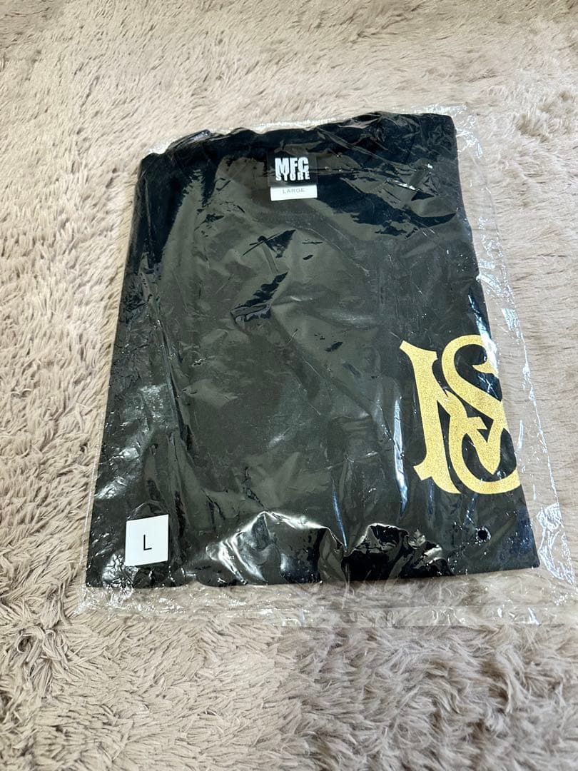 【新品未使用】浜崎あゆみMFCコラボTシャツ台湾限定（黒白）