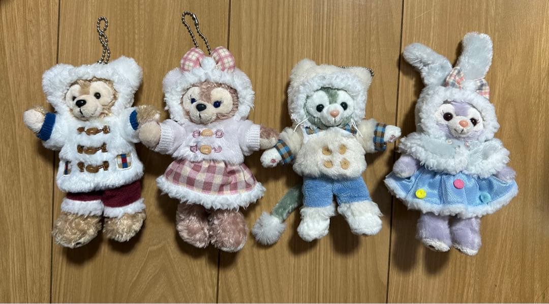 ダッフィーフレンズ2019ウィンターホリデー ぬいぐるみバッジ セット