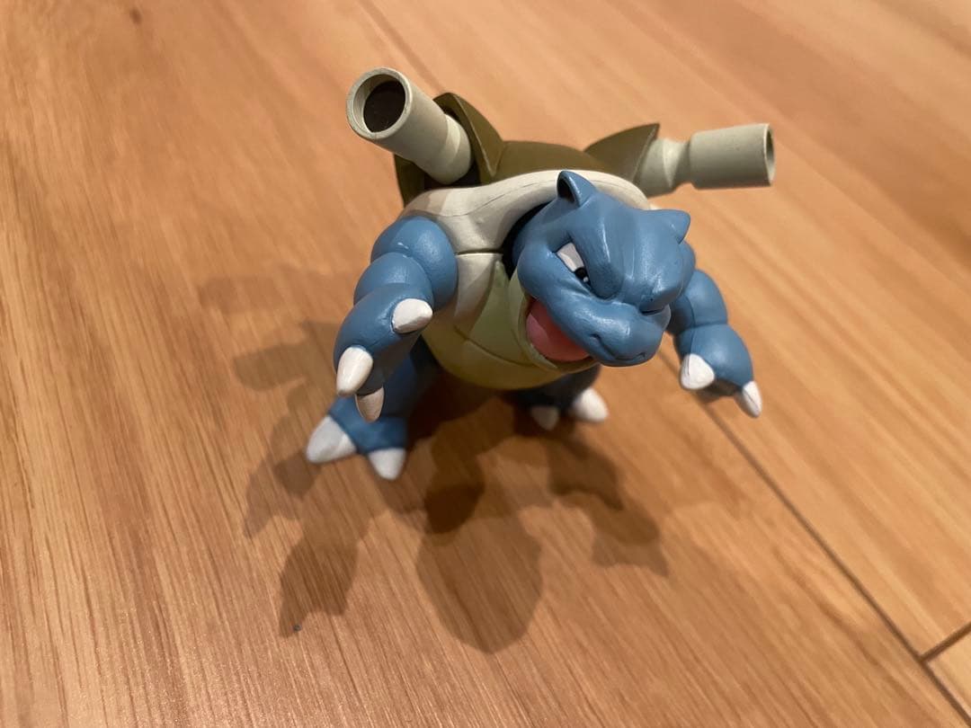 ポケットモンスター　フィギュア　御三家　リザードン、カメックス、フシギバナ