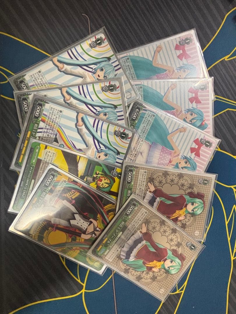 ヴァイス　初音ミク 高レアDVVA デッキ　サイン8枚