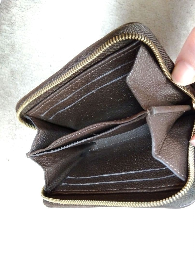 ヴィトン ジッピーパース ケース