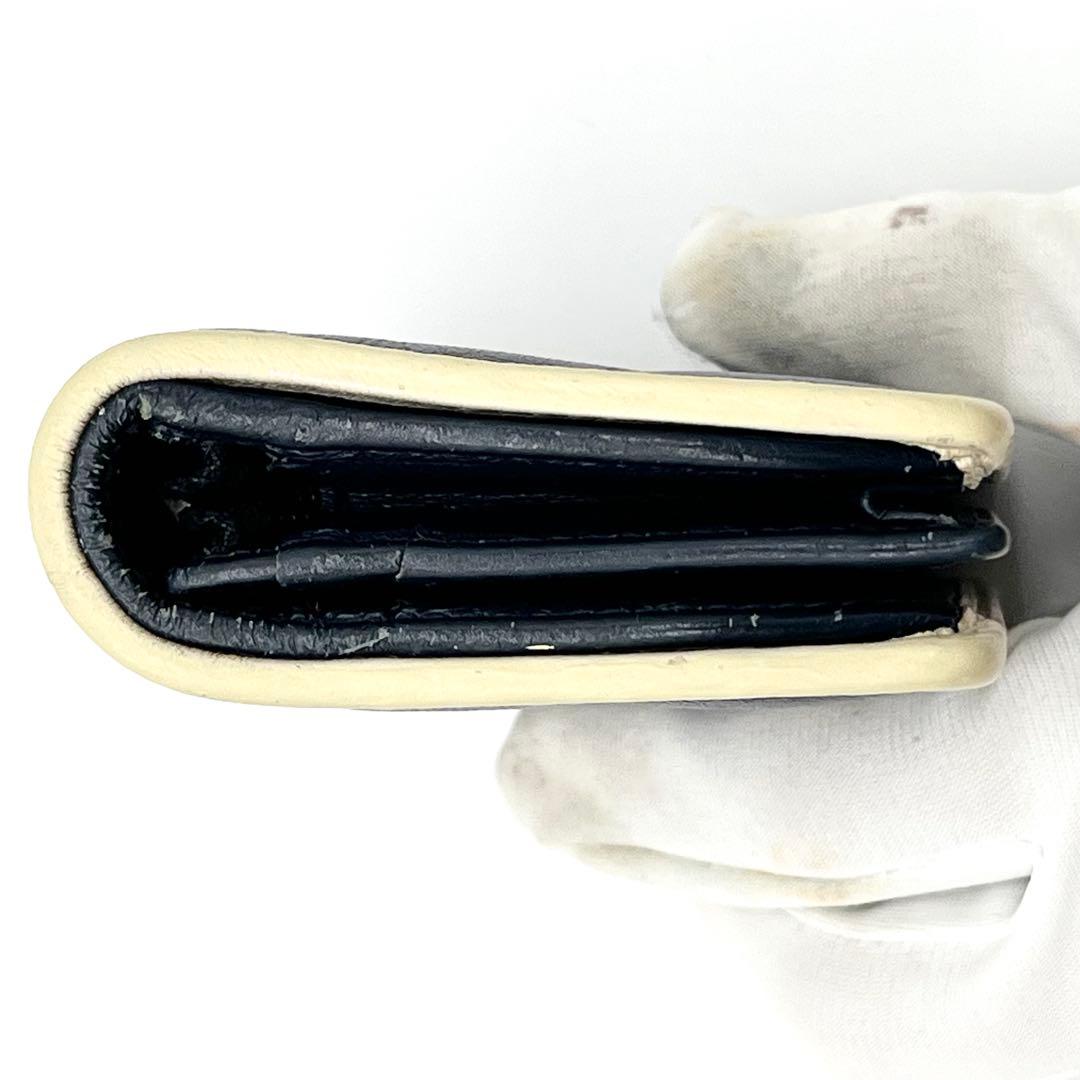 【美品】GUCCI 二つ折り財布　キルティング　GGマーモント　573811