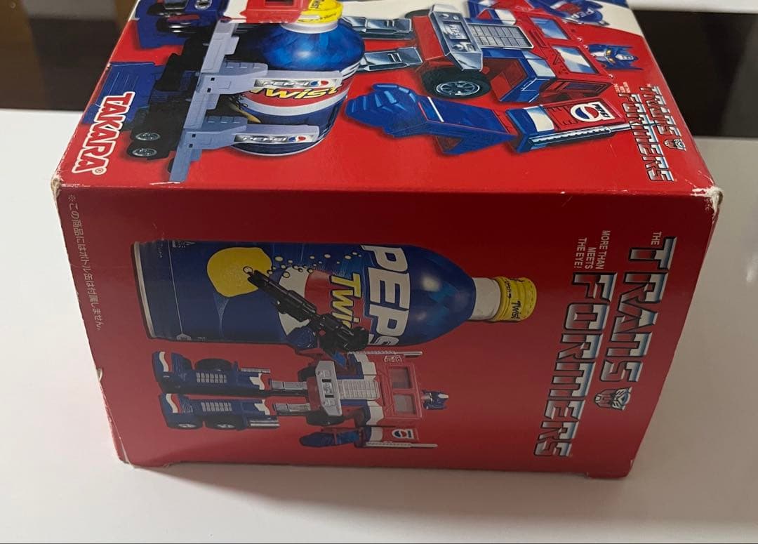 希少　タカラ　トランスフォーマ　ペプシコンボイ