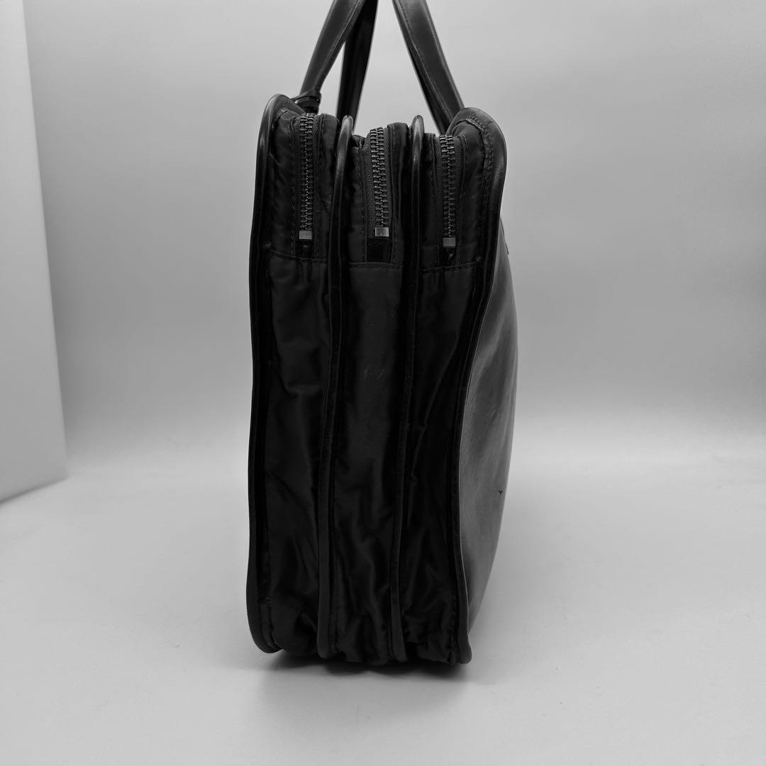 定価12.1万円　フェリージ　ビジネスバッグ　アコーディオン　レザー　三室　廃盤