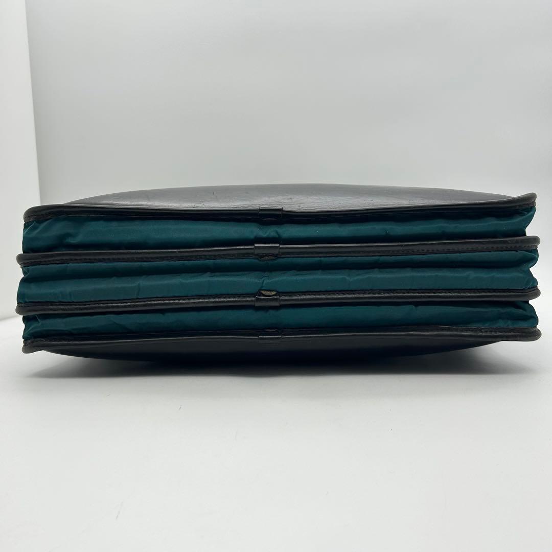 定価12.1万円　フェリージ　ビジネスバッグ　アコーディオン　レザー　三室　廃盤