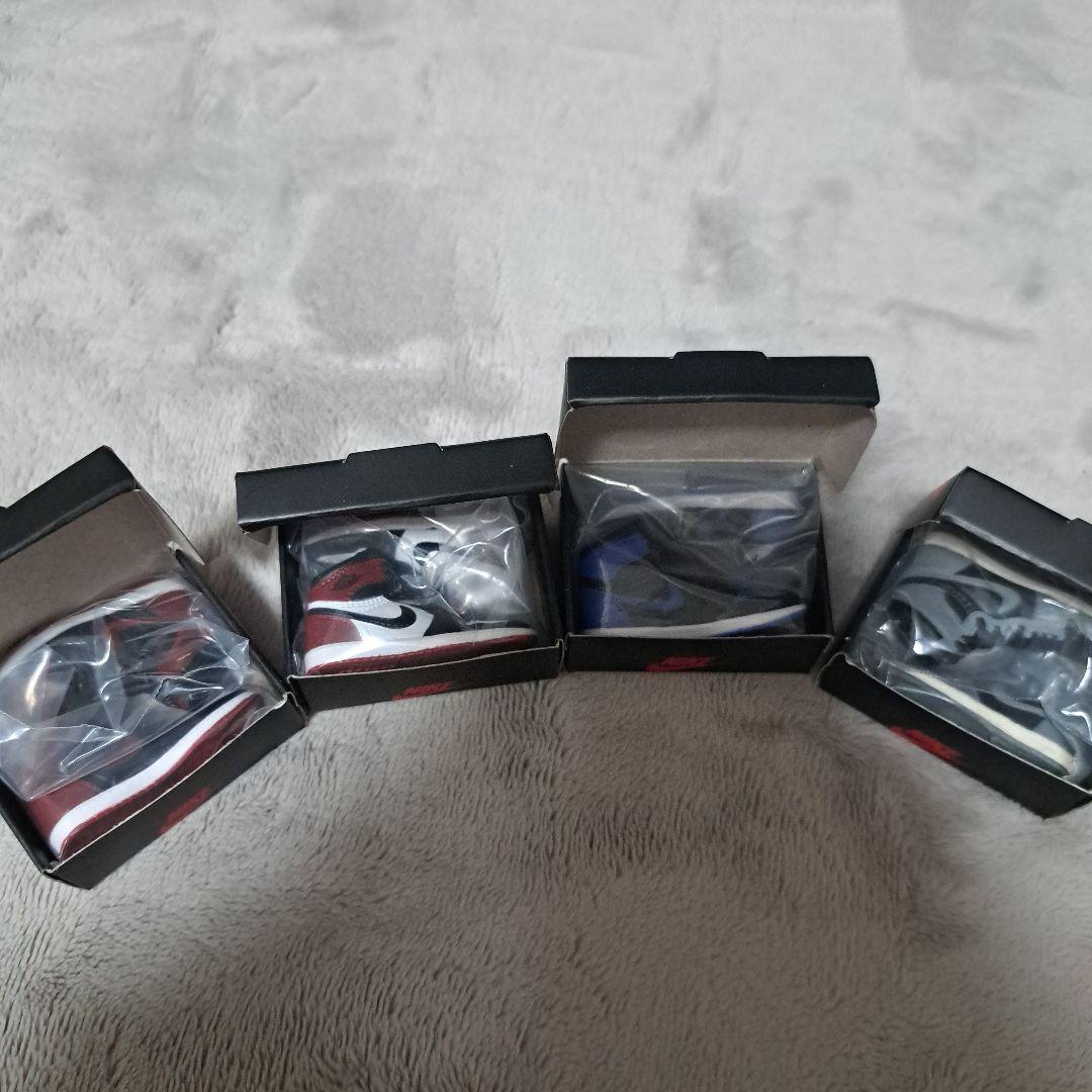 NIKE エアジョーダン1 ミニチュアコレクション ガチャガチャ 4点セット