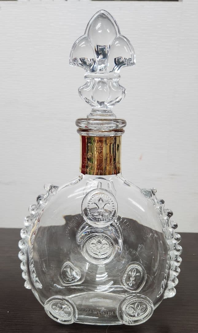 ルイ13世 レミーマルタン　空瓶　箱あり　バカラ