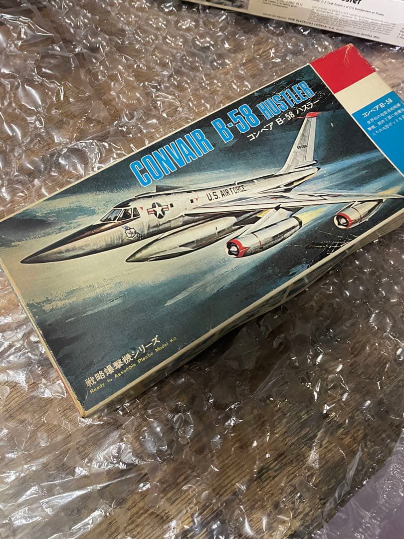 タカラ Revell 1/93 コンベア B-58 ハスラー 未組立